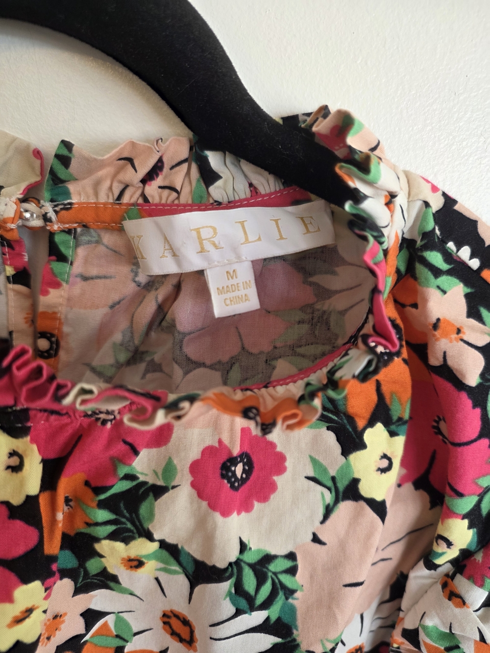 Karlie Floral Puff-Sleeve Blouse in Pink, Orange & Cream - Picture 3 of 5